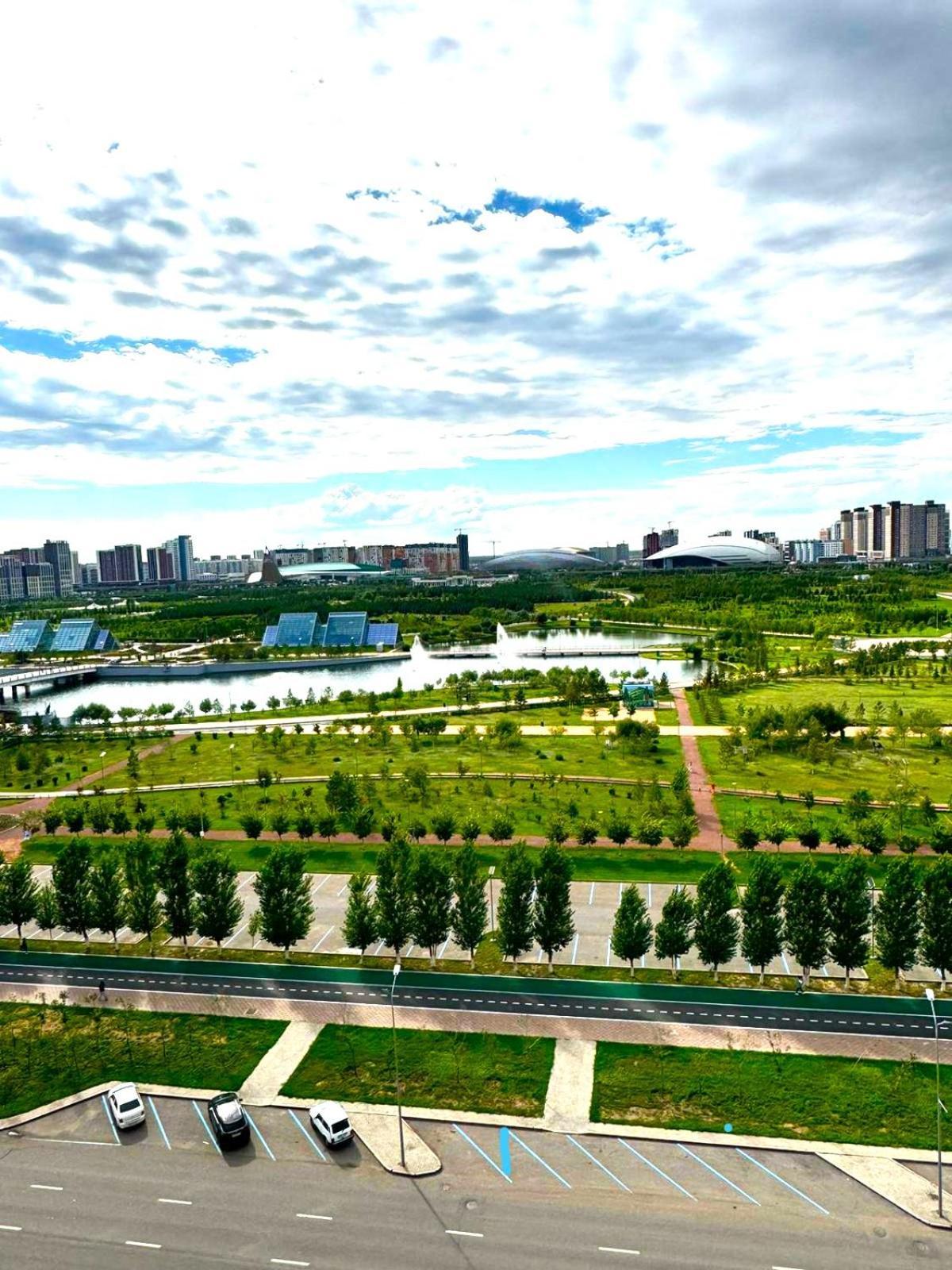 уютные в Yes Aparts с видом на ботанический сад * Astana